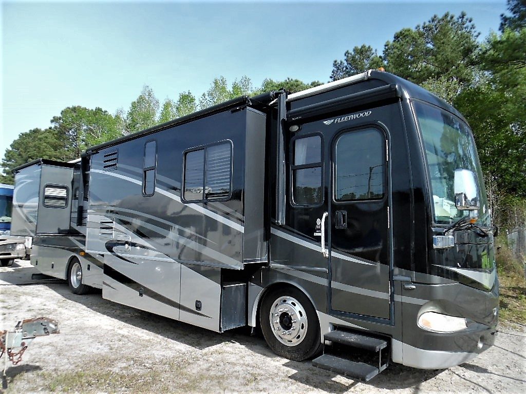 You are currently viewing 2008 FLEETWOOD PROVIDENCE – DIESEL