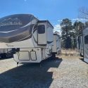 2015 KEYSTONE MONTANA 3611RL