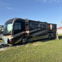 2003 FLEETWOOD REVOLUTION MOTORHOME