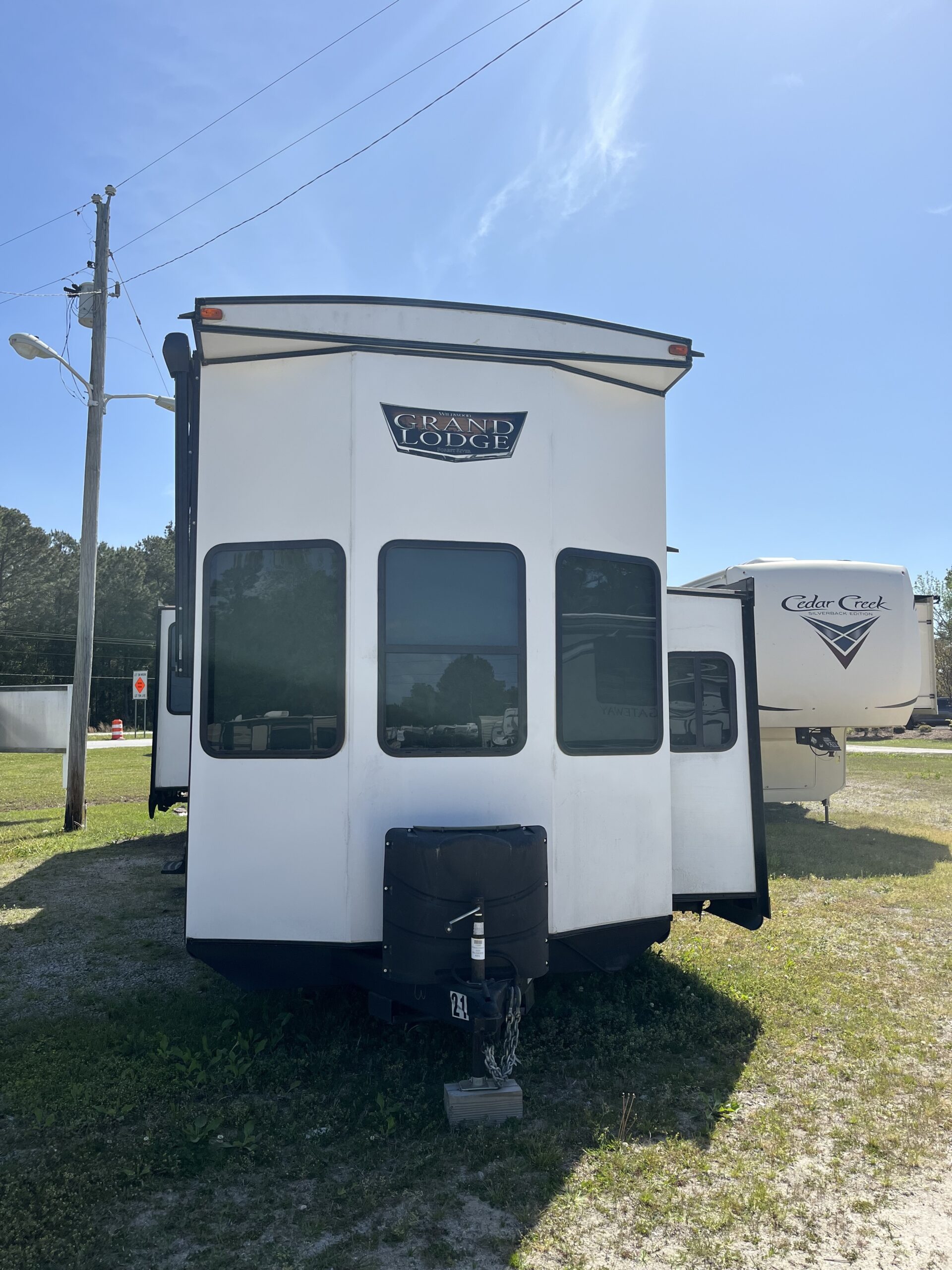 You are currently viewing Forest River Gande Lodge