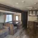 2017 FOREST RIVER VIBE EXTREME LITE